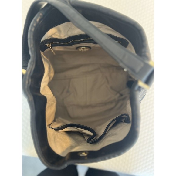 TORY BURCH Classic City Hobo Leather Shoulder Bag Slouchy Purse Brass Logo - Picture 13 of 16